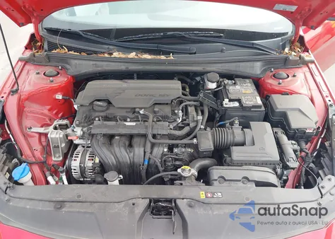 2022 Hyundai Elantra Sel z USA, uszkodzony, nr VIN 5NPLM4AG0NH069740